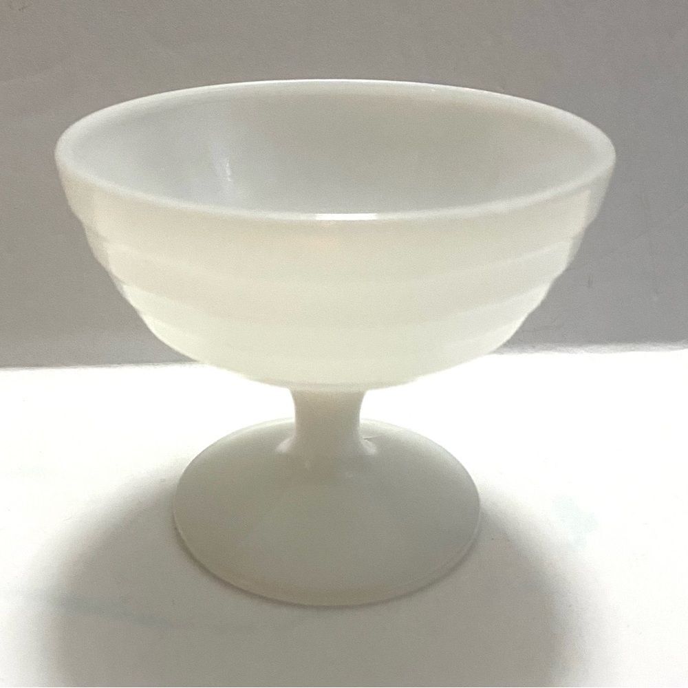 Vintage Milk Glass Pedestal Sherbet Dish – Classic White Dessert Bowl